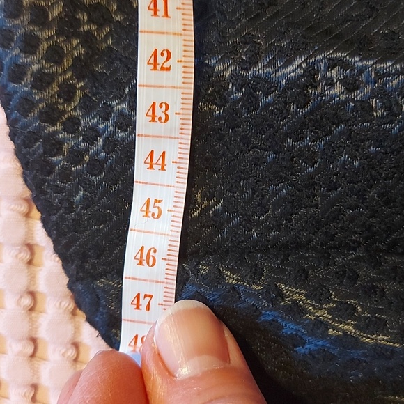 Woman's jacket - Picture 7 of 12